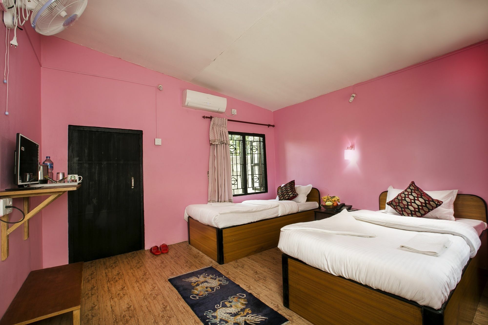 Sauraha Nana Hotel Екстер'єр фото